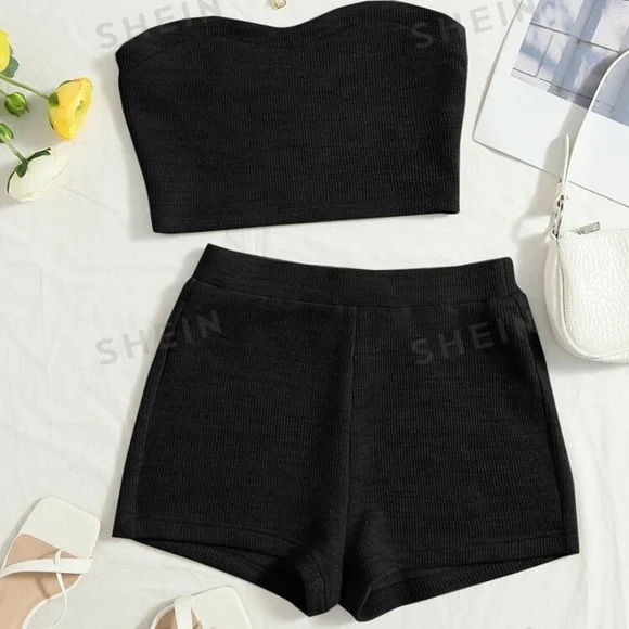 Tube and shorts set - Picture 3 of 3